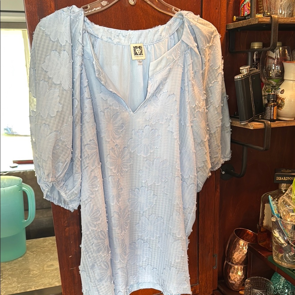 Anne Klein Blue Ruffled Short Sleeve Blouse